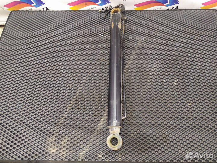 Цилиндр подъема кабины Volvo FH