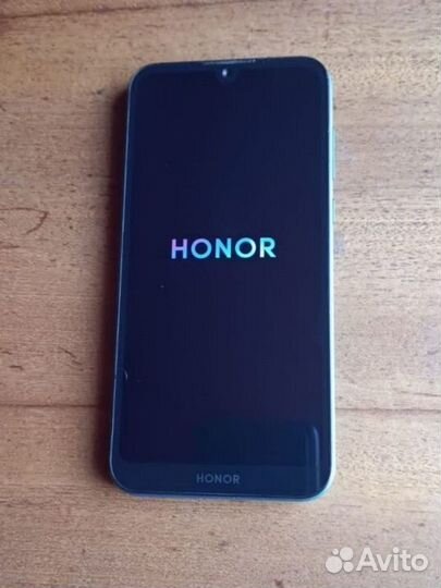 HONOR 8S, 3/64 ГБ