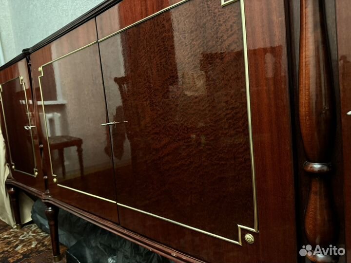 Длинный сервант Режанс