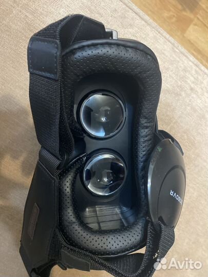 Очки виртуальной реальности для телефона