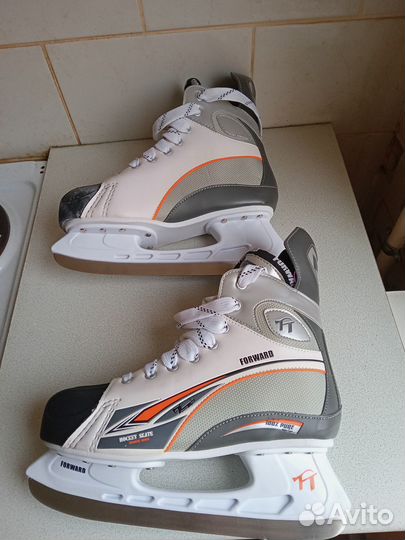 Коньки хоккейные, размер 44