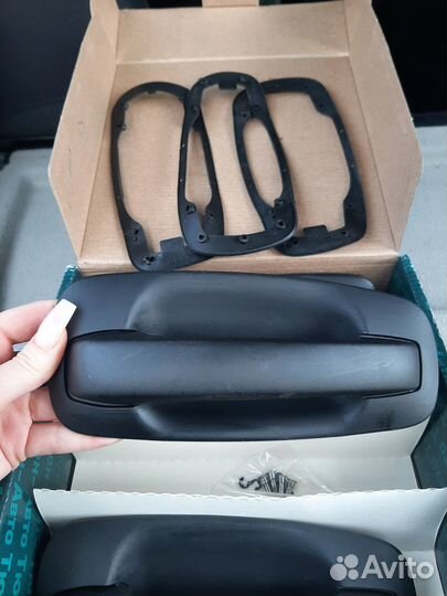 Дверные ручки на priora