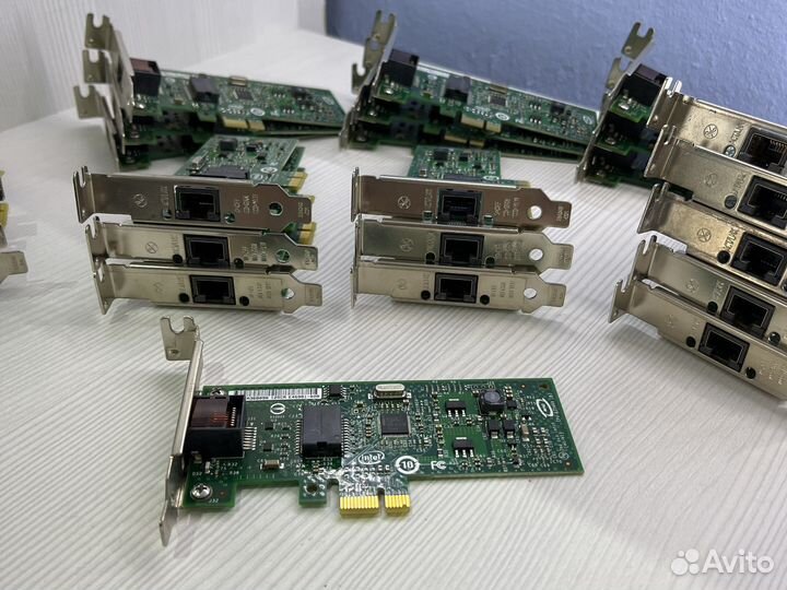 Сетевая карта Intel 893647