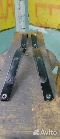 Петли багажника коляски мотоцикла Урал