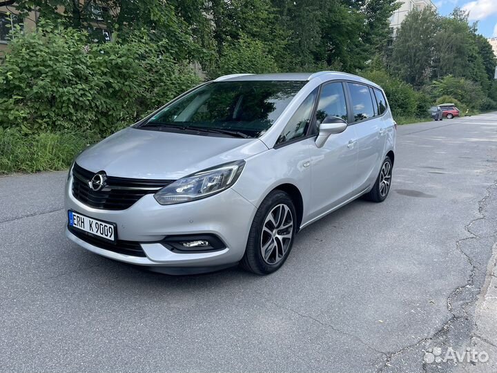 Opel Zafira 2018