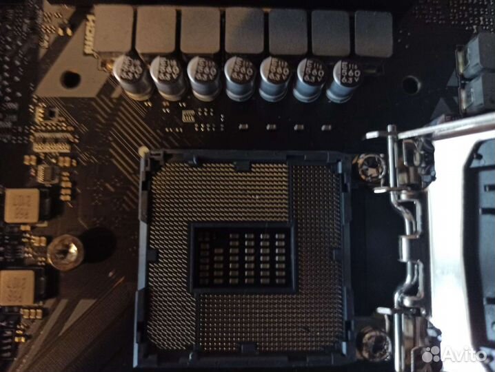 Материнская плата