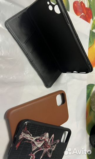 Чехол на iPhone 11