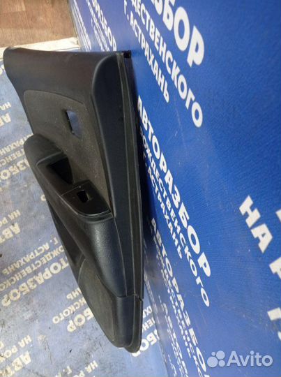 Задняя левая обшивка двери Hyundai Elantra Hd