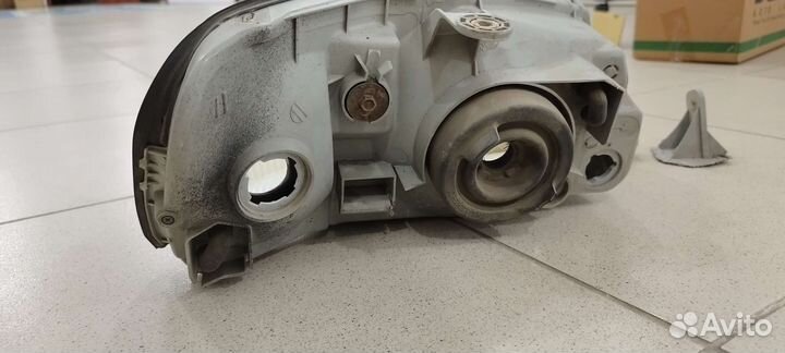 Фары на hyundai accent бу