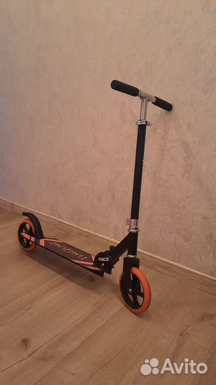 Самокат двухколесный
