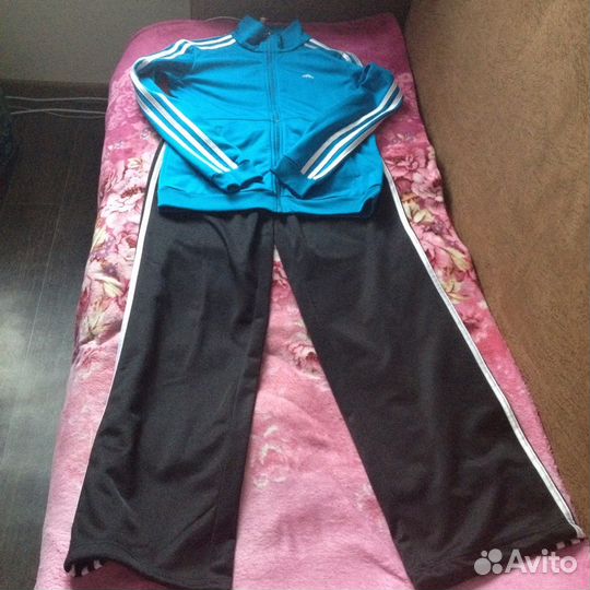 Спортивный костюм Адидас