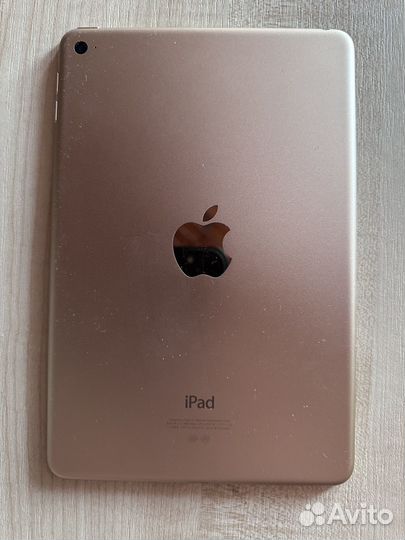 iPad mini 4 32gb wifi gold