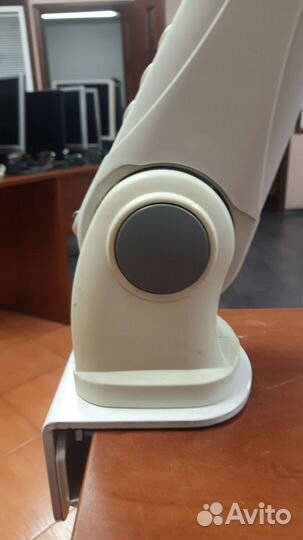 Кронштейн для монитора на стол/стену