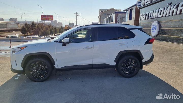 Toyota RAV4 2.5 AT, 2018, 94 000 км