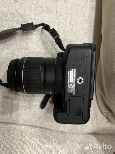 Зеркальный фотоаппарат