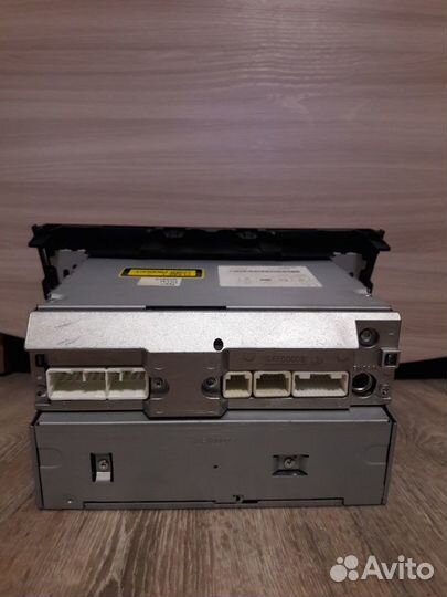 Автомагнитола (штатная) на RAV4 3-го поколения