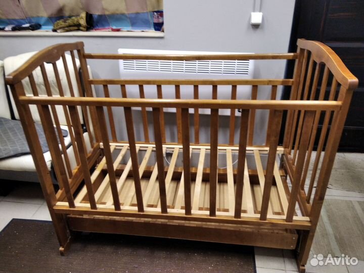 Детская спальная кровать качалка