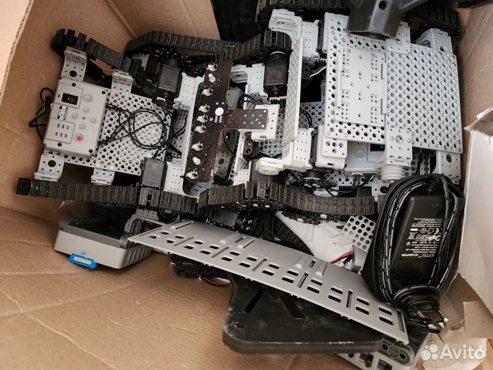 Robotis stem, lego Mindstorms и др