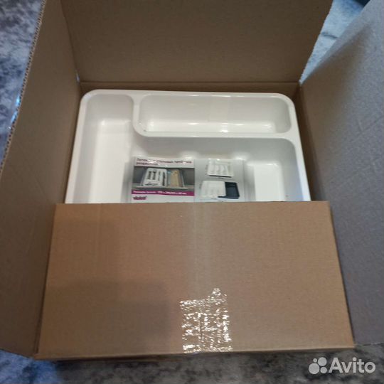 Лоток для столовых приборов