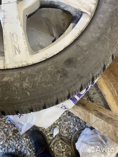 Колеса зимние 205 55 r16