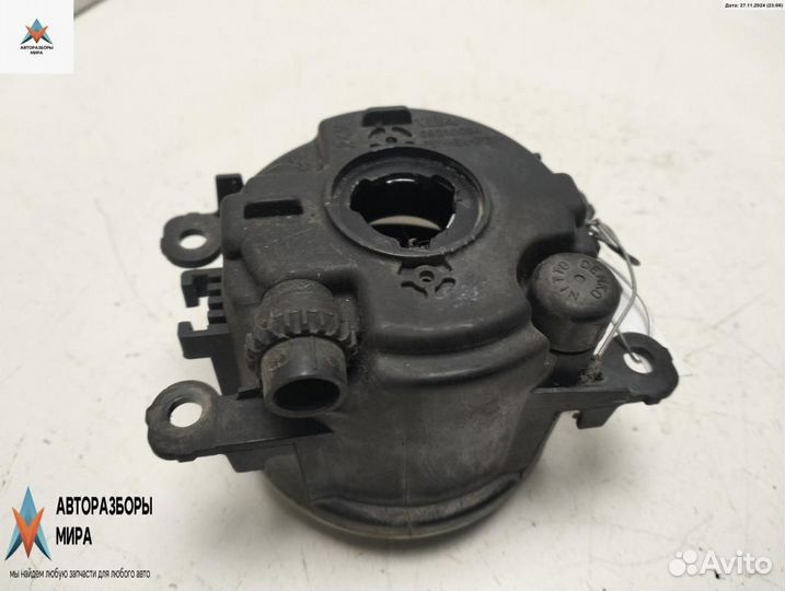 Фара противотуманная правая Renault Laguna