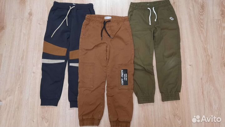 Одежда на мальчика (футболки, брюки и др.) 122 р