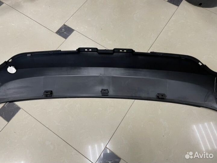 Бампер задний (нижняя часть) Kia Sorento