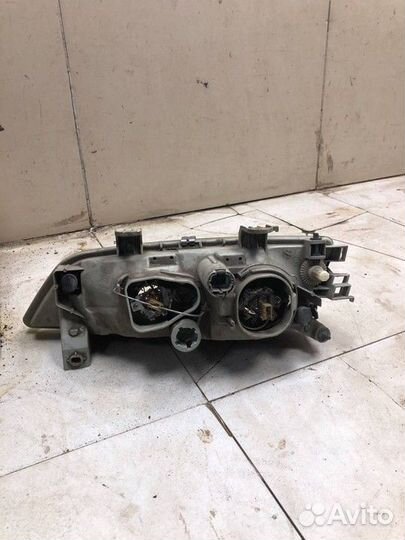 Фара правая Nissan Primera