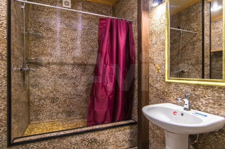 2-к. квартира, 65 м², 3/4 эт.