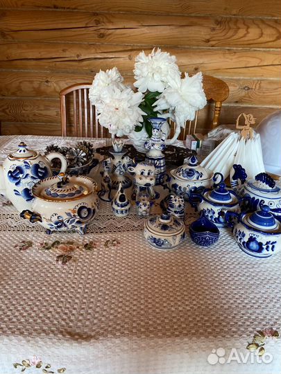 Фарфоровая посуда гжель