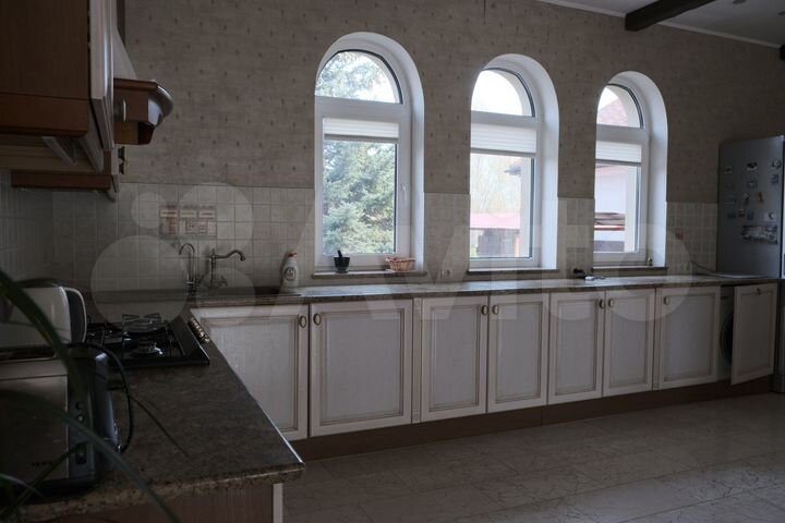 Дом 262 м² на участке 15 сот.