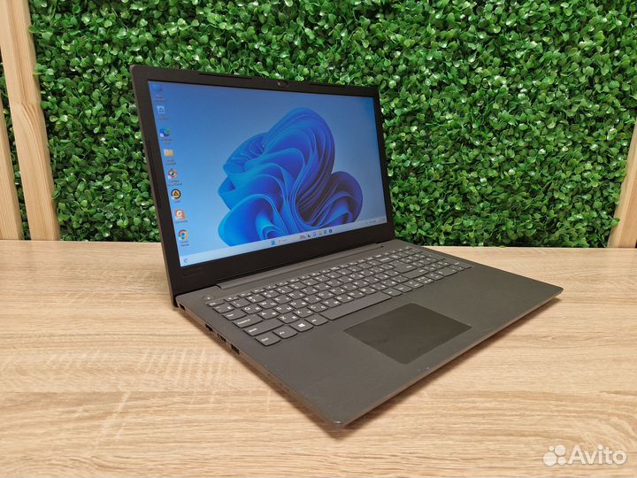 Ноутбук Lenovo