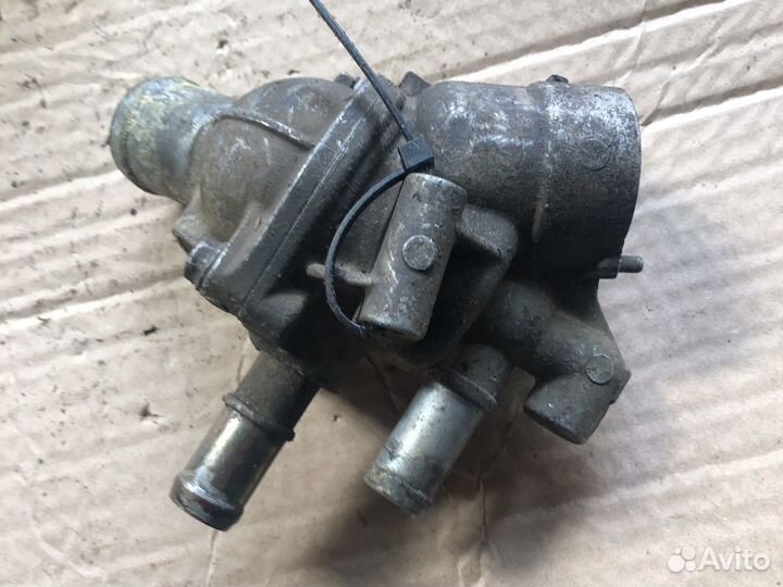 Корпус термостата Honda D13B