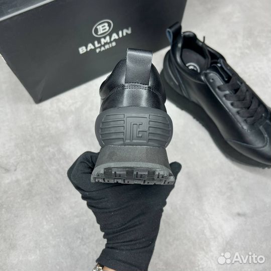 Balmain black