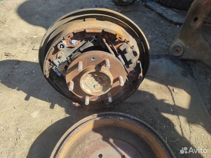 Задняя полуось, барабан хендай grand starex d4cb