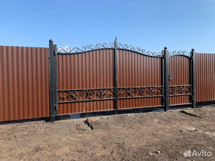 Ворота кованые распашные с калиткой