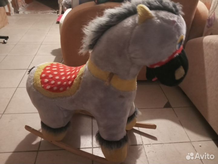 Лошадка качалка деревянная