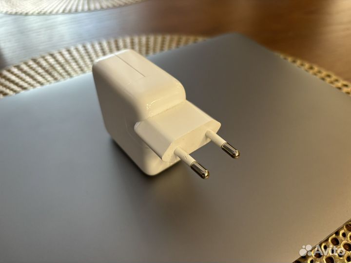 Блок питания Apple 30w