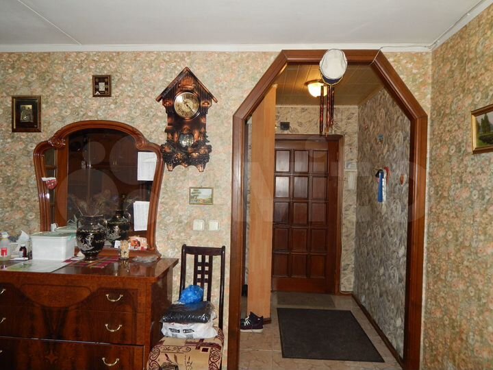 5-к. квартира, 95 м², 1/10 эт.