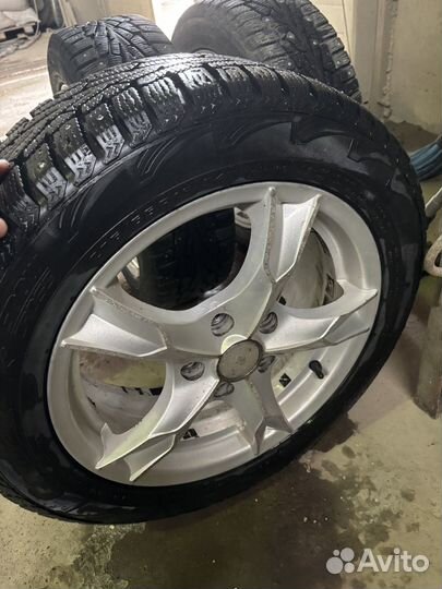 Колеса зимние 205 55 р16
