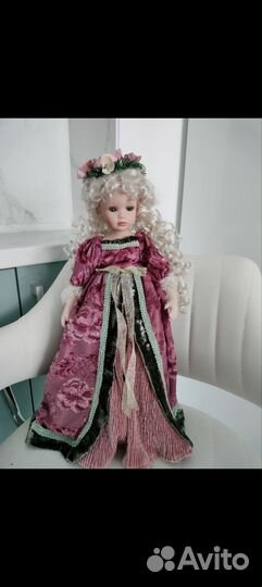 Кукла фарфоровая коллекционная большая