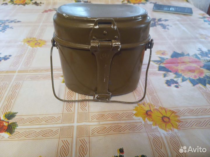 Фляжка и котелок армейские СССР