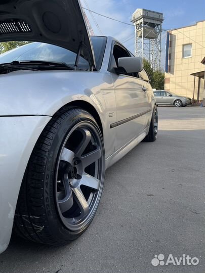 Rays volk Racing te37 r18