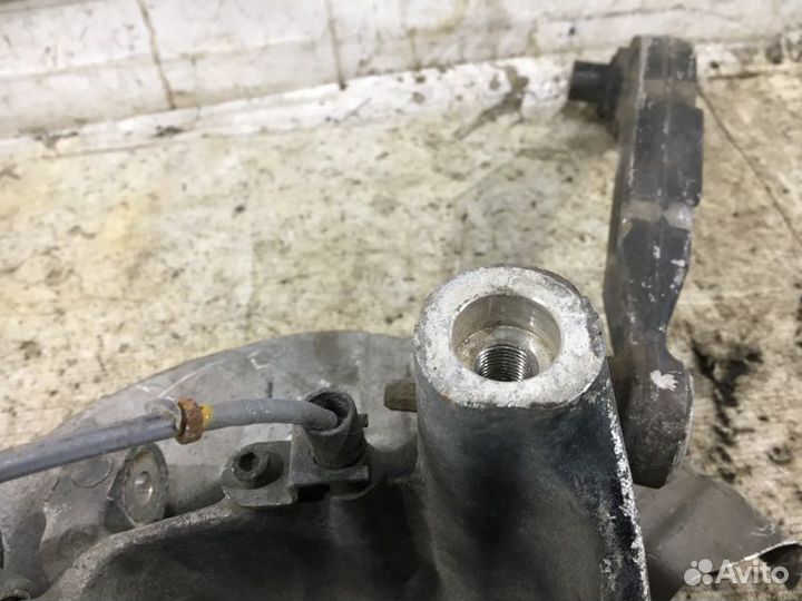 Кулак задний правый Bmw 5-Series E60