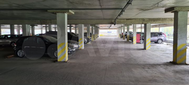 Машиноместо, 16 м²