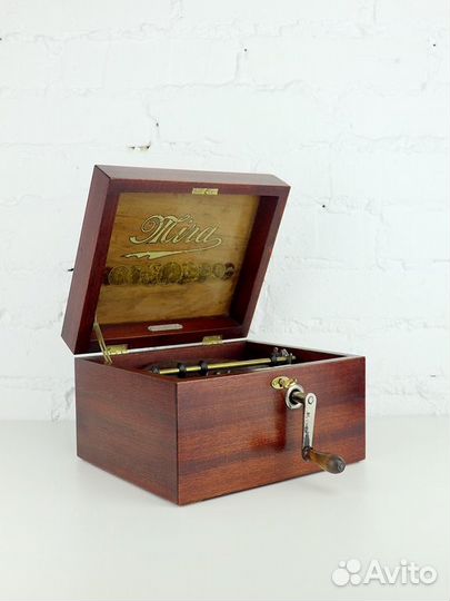 Музыкальная шкатулка