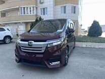 Honda Stepwgn 1.5 CVT, 2017, 50 000 км, с пробегом, цена 2 595 000 руб.