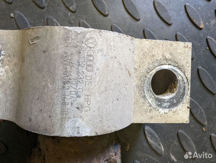 Рычаг подвески поперечный Фольксваген, Шкода, Ауди