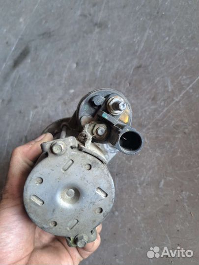 Стартер Volkswagen Passat B6