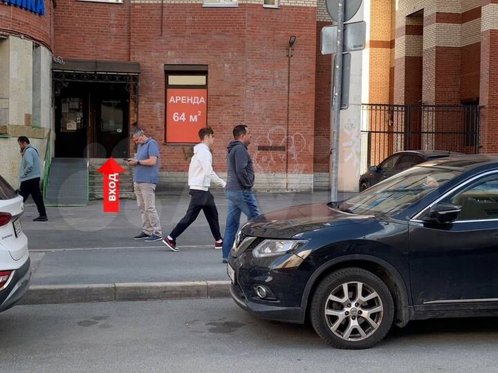 Метро Комендантский, 64м,1 эт,собственник